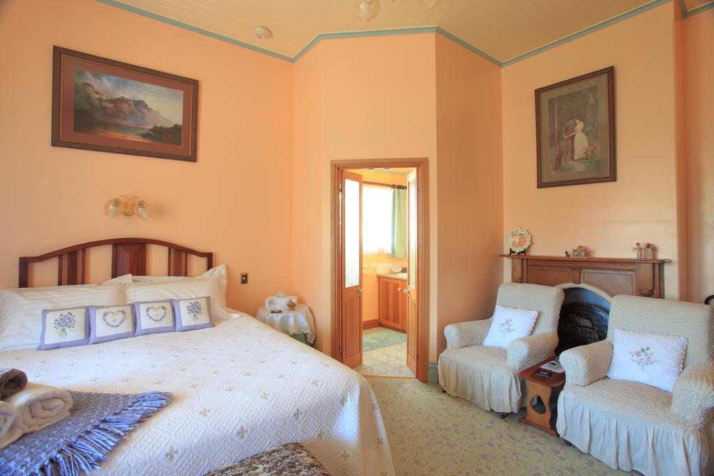Hanlon House Стенлі Екстер'єр фото